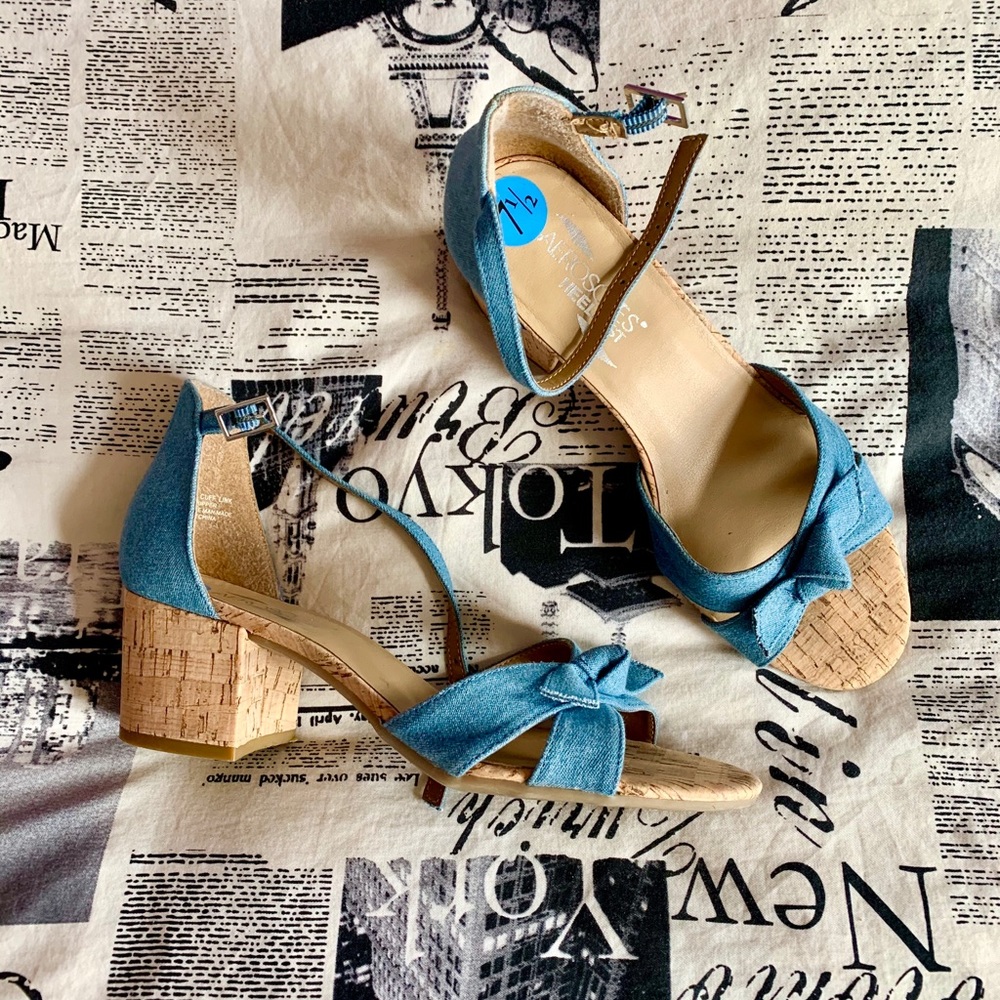 Aerosole girly blue heels